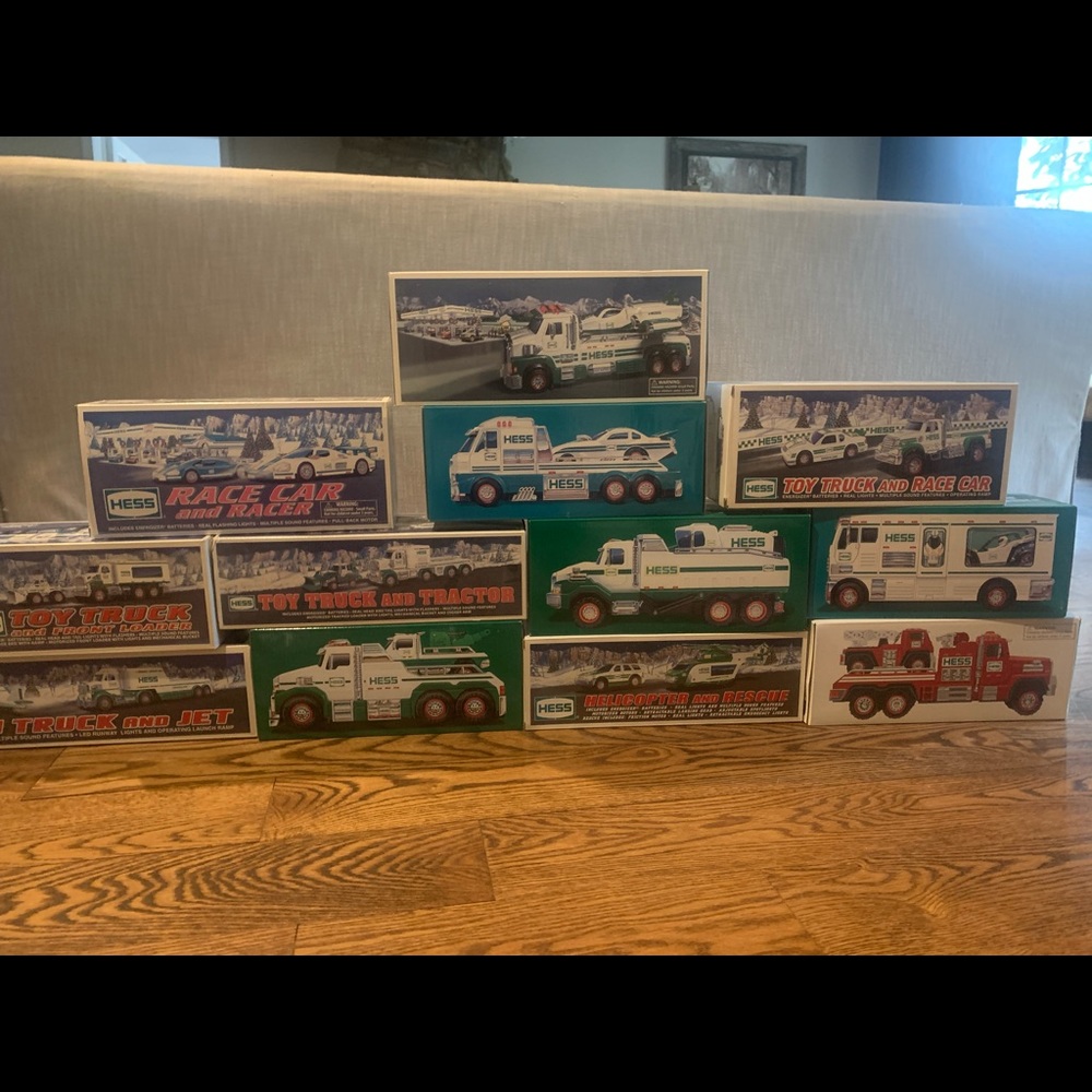 HESStoy truck collection